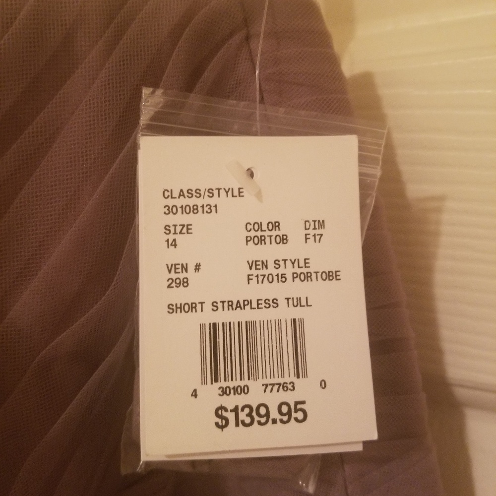 Davids Bridal Bridesmaid Dress, optional Prom GREY - Picture 3 of 4